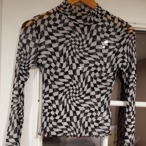Checkered mesh long-sleeved too